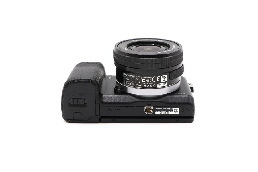 Sony Nex-6 kit в упаковке (пробег 890 кадров)