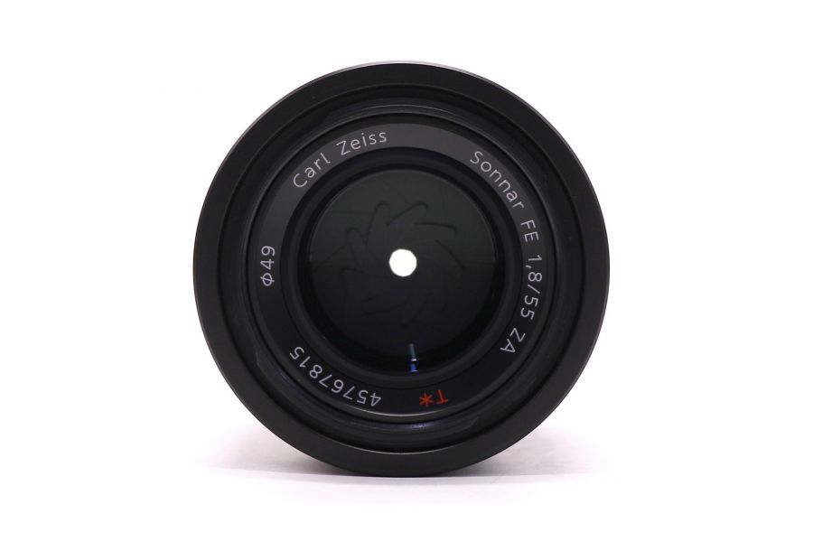 Sony Sonnar T* FE 55mm F1.8 ZA в упаковке