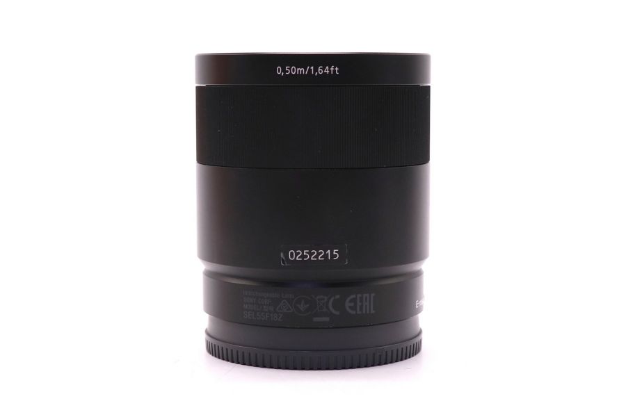 Sony Sonnar T* FE 55mm F1.8 ZA в упаковке