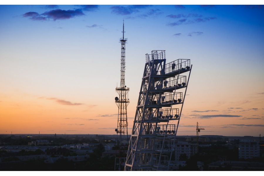 Sony Vario-Sonnar T*24-70mm f/2.8 ZA SSM II (SAL-2470Z2)