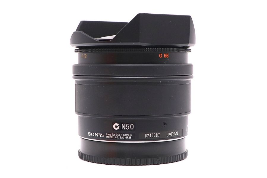 Sony 16mm f/2.8 Fisheye (SAL-16F28) в упаковке