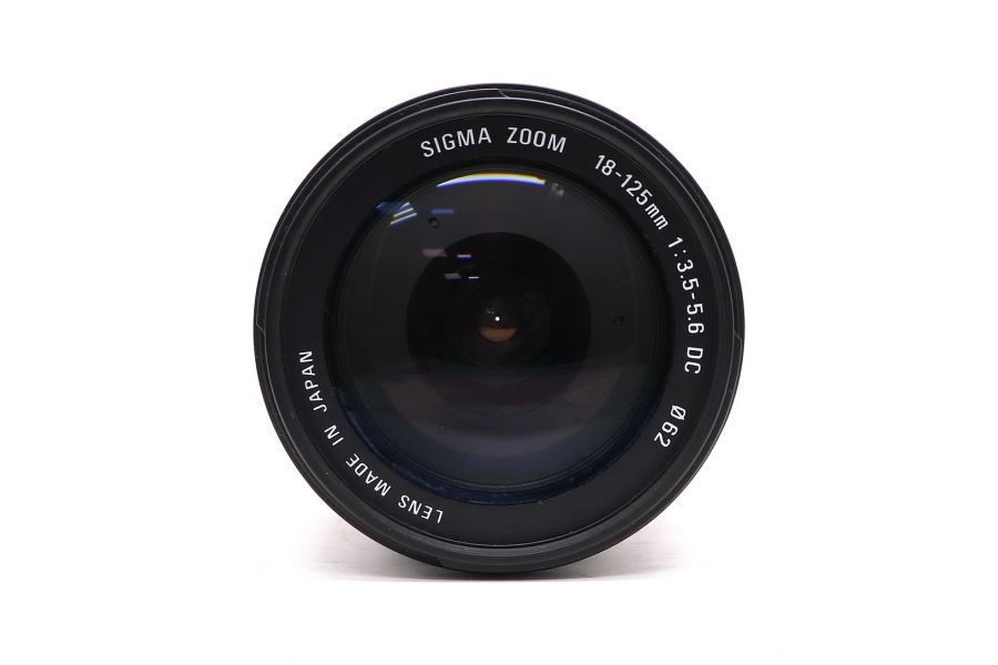 Sigma Zoom 18-125mm f/3.5-5.6 DC в упаковке