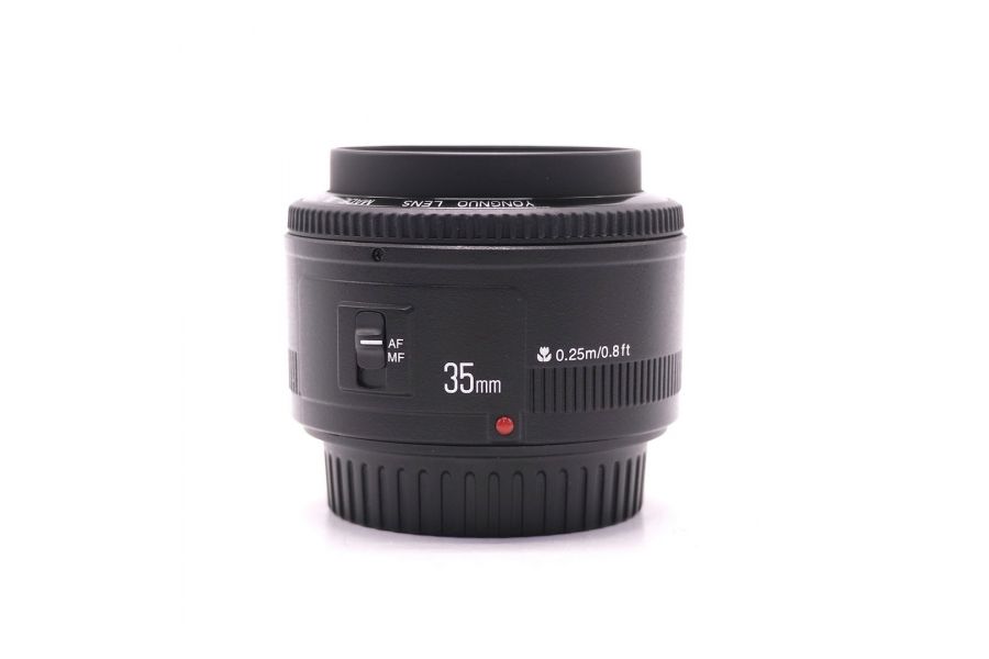 Объектив YongNuo AF 35mm f/2 Canon EF в упаковке
