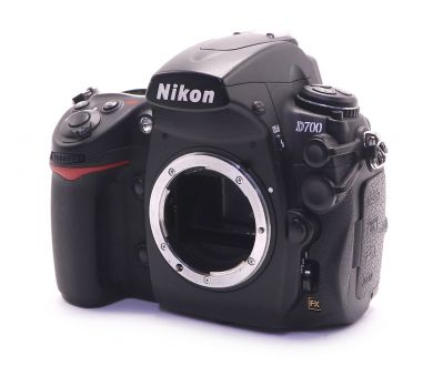 Nikon D700 body (пробег 154275 кадров)