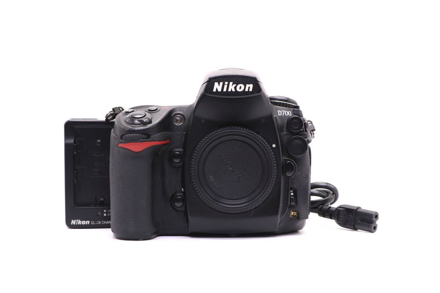 Nikon D700 body (пробег 130250 кадров)
