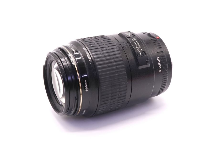 Canon EF 100mm f/2.8 Macro USM (Japan, 2007)