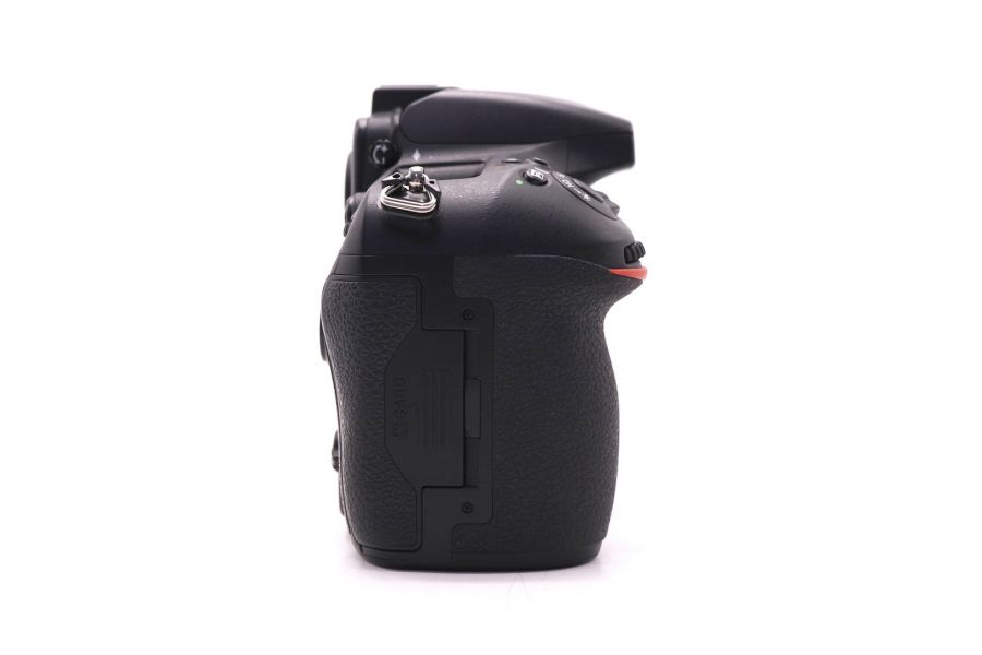 Nikon D810 body (пробег 13025 кадров)