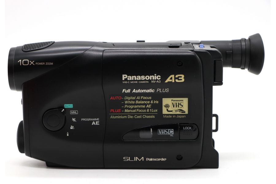 Видеокамера Panasonic NV-A3EN в упаковке