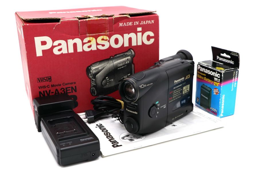 Видеокамера Panasonic NV-A3EN в упаковке