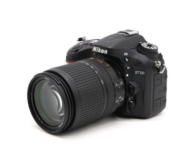 Nikon D7100 kit 18-140mm f/3.5-5.6G ED AF-S DX Zoom