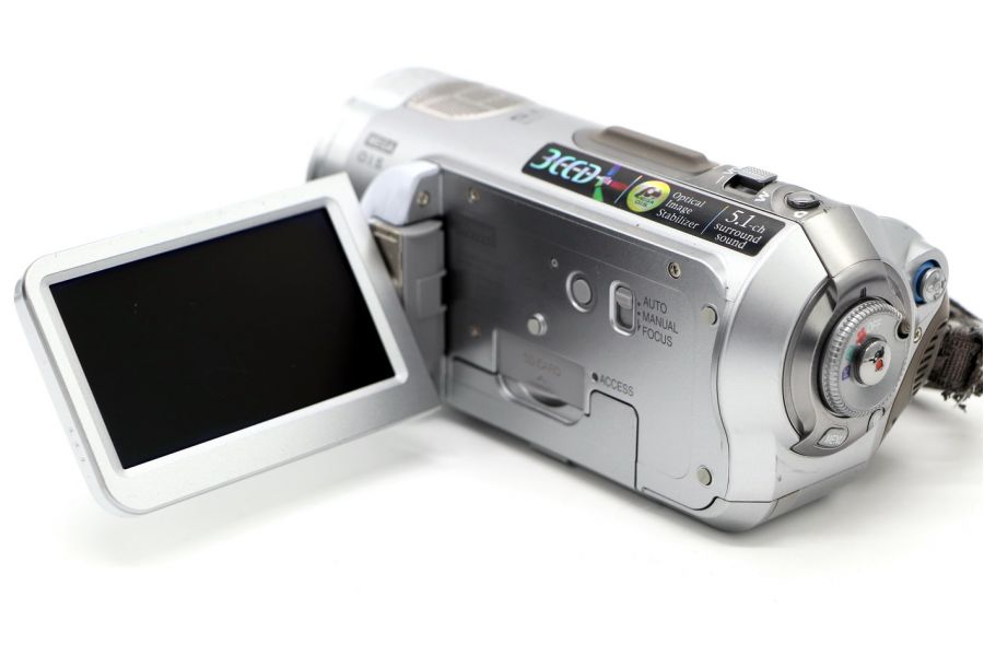 Видеокамера Panasonic HDC-SD1