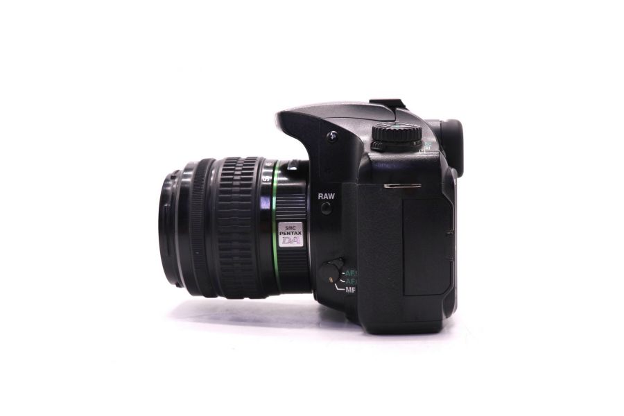Pentax K10D kit (пробег 98095 кадров)