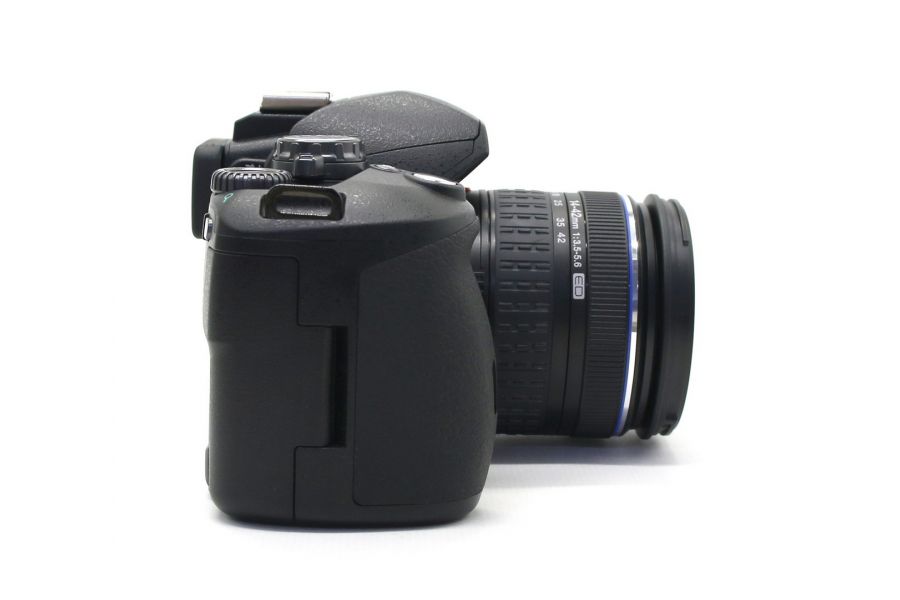 Olympus E-510 Double Zoom kit в упаковке (пробег 520 кадров)