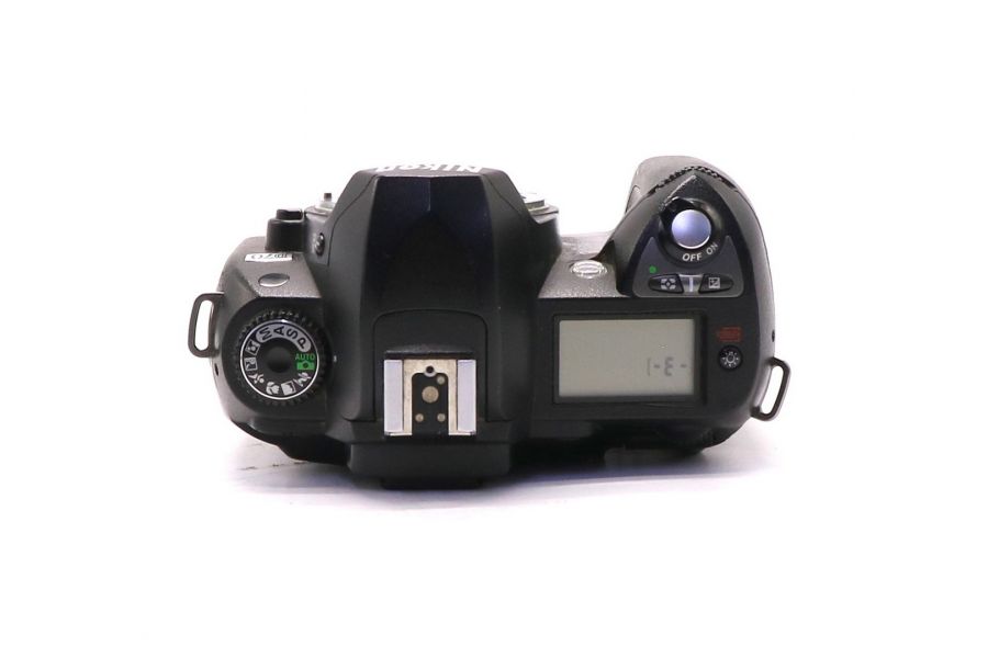 Nikon D70 body (пробег 35435 кадров)