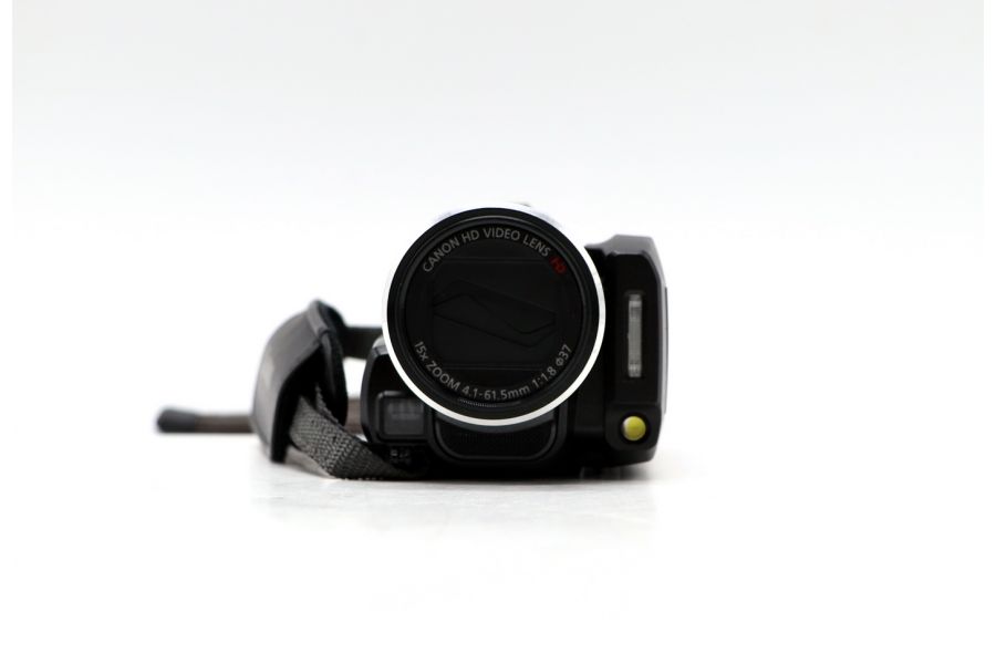 Видеокамера Canon LEGRIA HF200