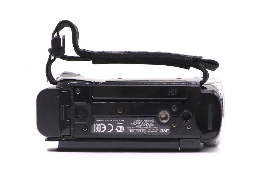 Видеокамера JVC Everio GZ-EX215 в упаковке