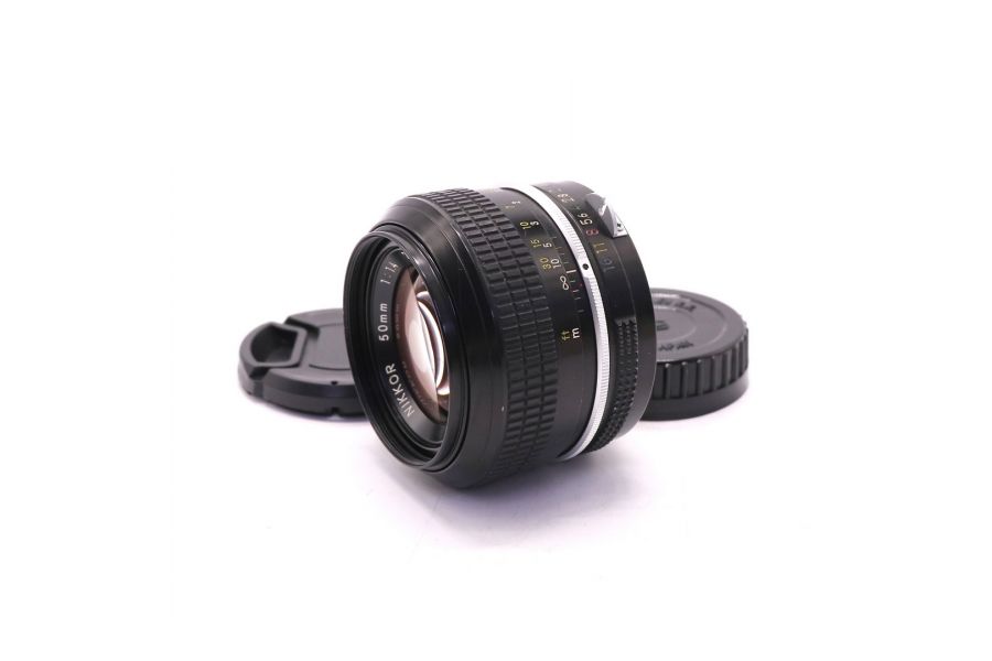 Объектив Nikon 50mm f/1.4 Nikkor (Japan, 1988)