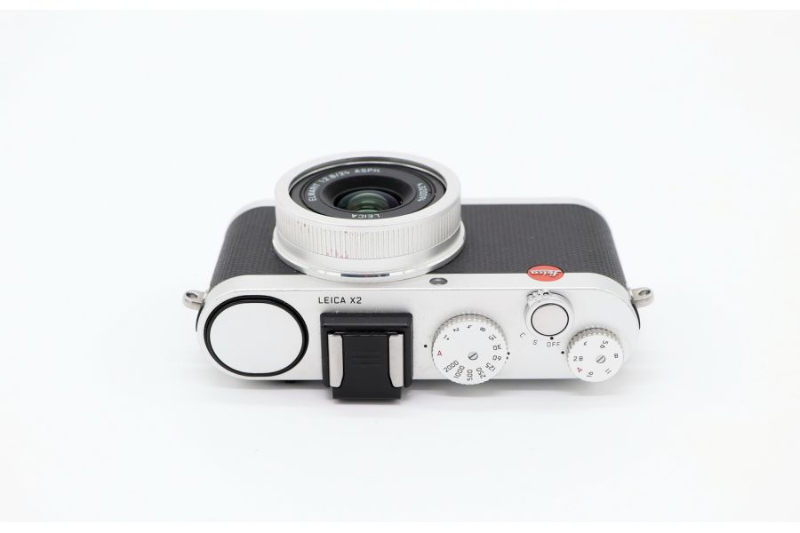 Leica X2