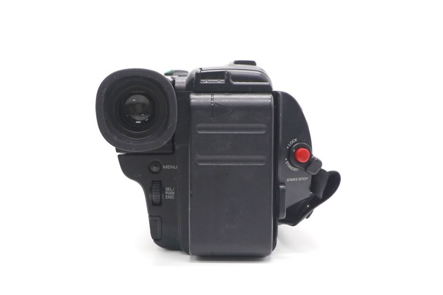 Видеокамера Sony CCD-TR780E