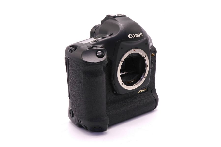 Canon EOS 1Ds Mark III body (Japan, 2007)