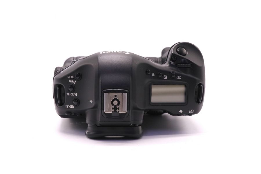 Canon EOS 1Ds Mark III body (Japan, 2007)