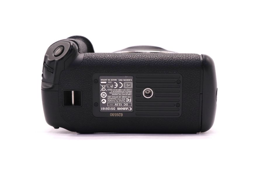 Canon EOS 1Ds Mark III body (Japan, 2007)