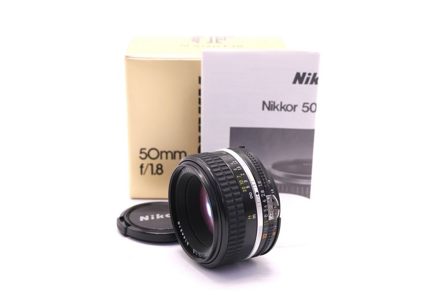 Nikon 50mm f/1.8 Nikkor в упаковке (Japan)