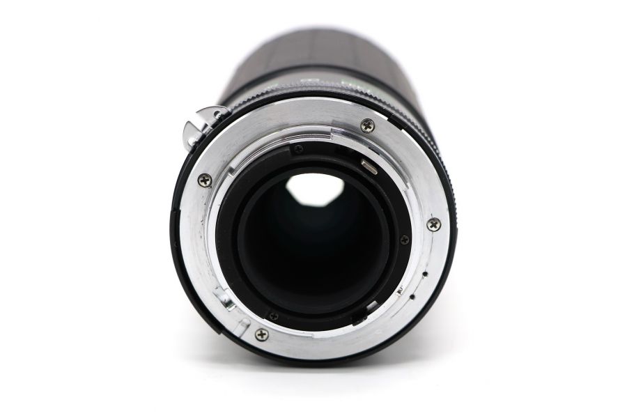 Vivitar 100-300mm f/5.6-6.7 MC Nikon F новый