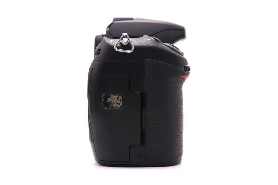 Nikon D300 body в упаковке (пробег 7250 кадров)