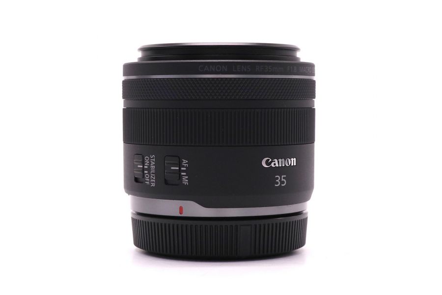 Canon RF 35mm f/1.8 Macro IS STM в упаковке