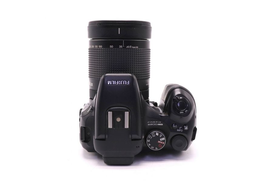 Фотокамера компактная Fujifilm FinePix S200EXR