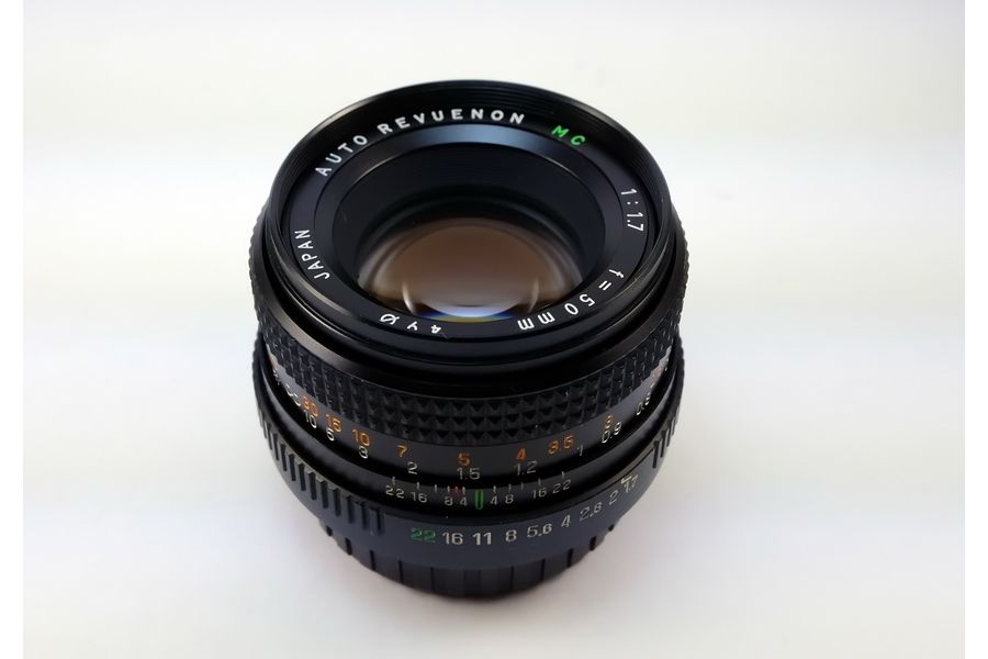 Revuenon Auto MC 1.7/50mm (Japan, 1984г.)