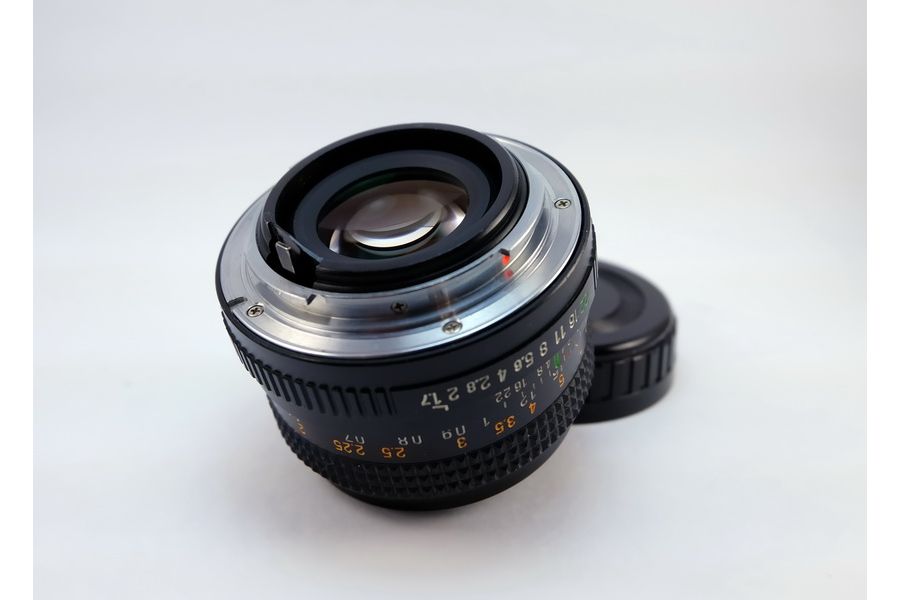 Revuenon Auto MC 1.7/50mm (Japan, 1984г.)