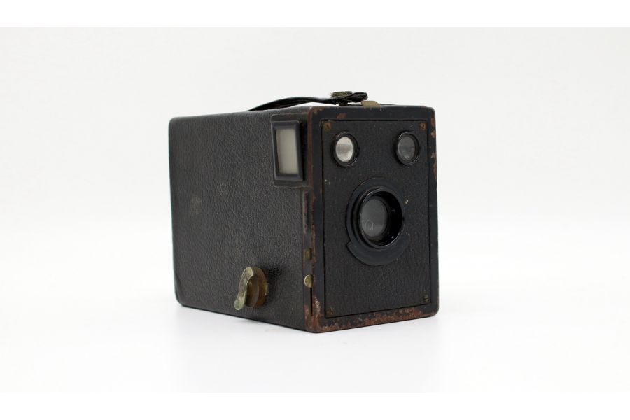 Kodak Six-20 Target Hawk-Eye (USA, 1933)