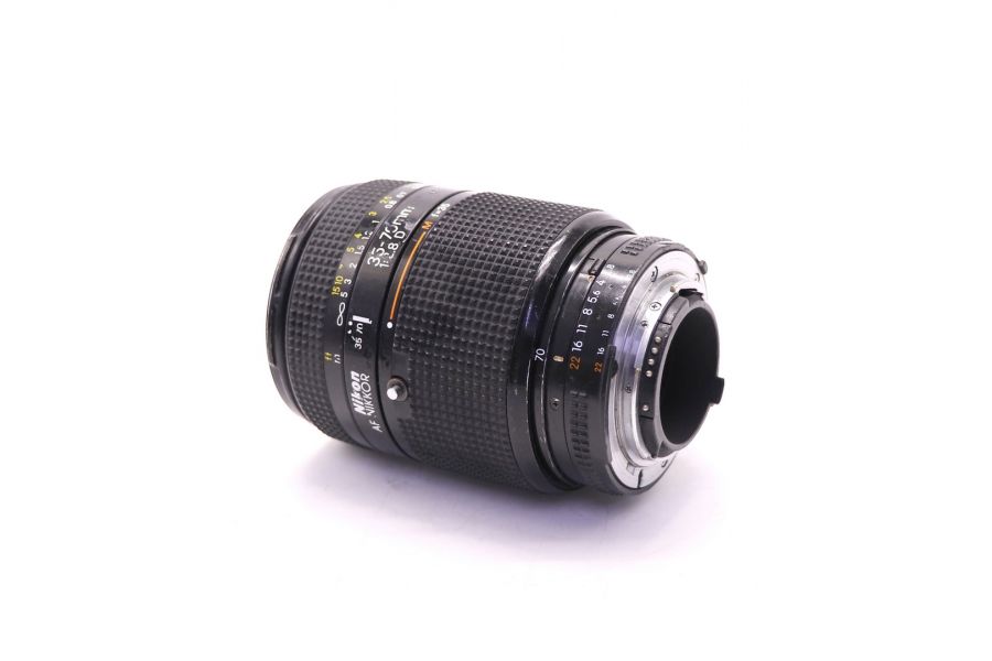 Nikon 35-70mm f/2.8 AF Nikkor светосильный (Japan)