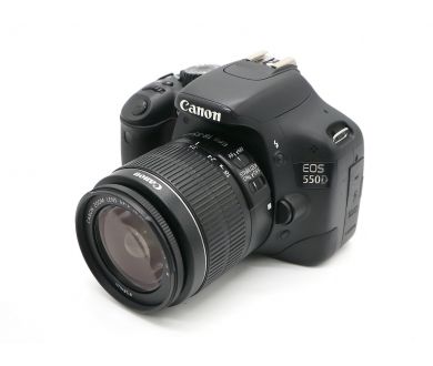 Canon EOS 550D kit (пробег 5865 кадров)