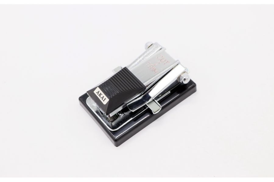 Резак для пленки Akai Splicing Kit SK-400