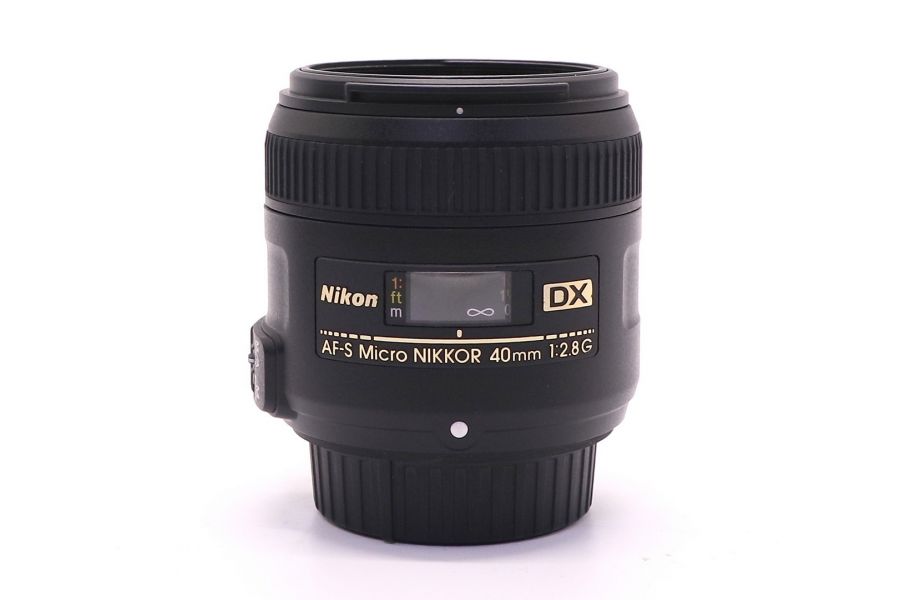 Nikon 40mm f/2.8G AF-S DX micro Nikkor