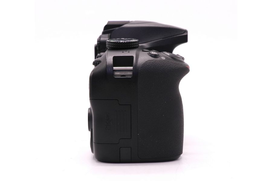 Nikon D3400 body в упаковке (пробег 29430 кадров)