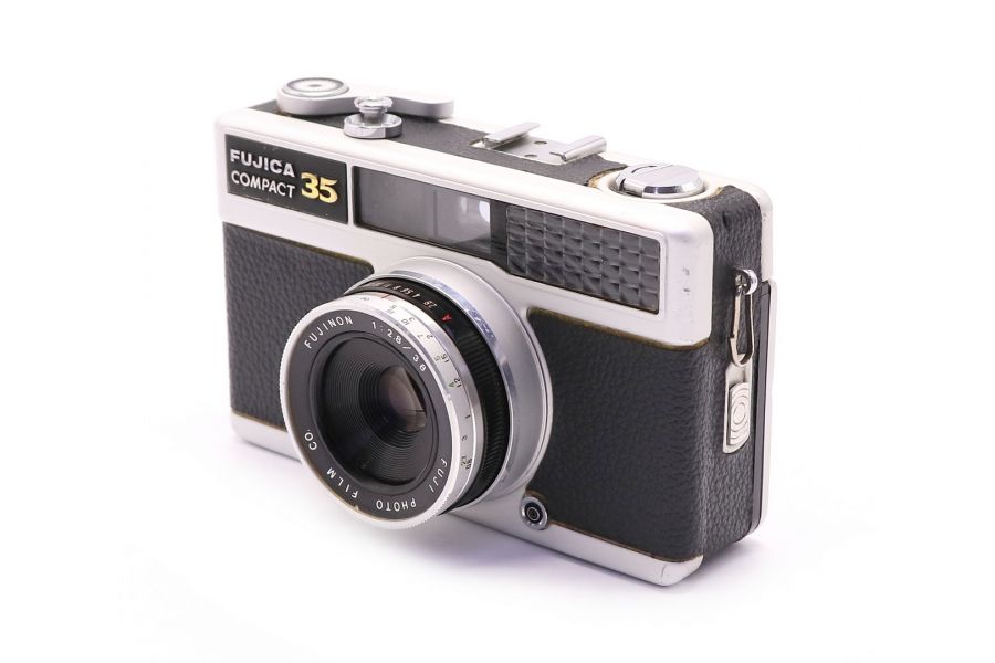 Fujica Compact 35 (Japan, 1967)