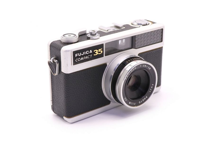 Fujica Compact 35 (Japan, 1967)