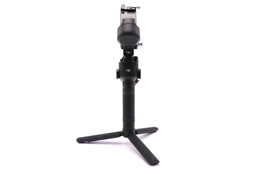 Стабилизатор DJI RS3 в упаковке