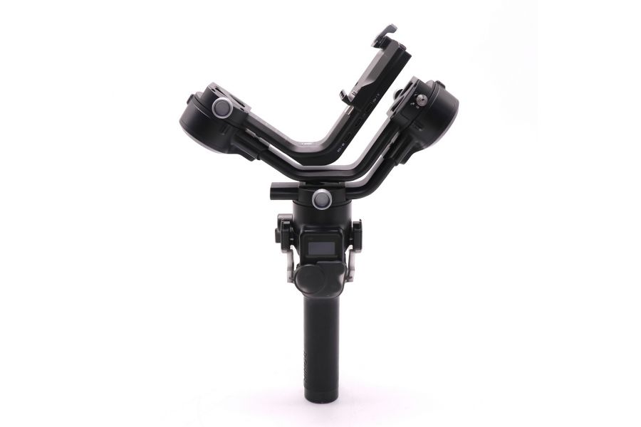 Стабилизатор DJI RSC2 Pro в упаковке 