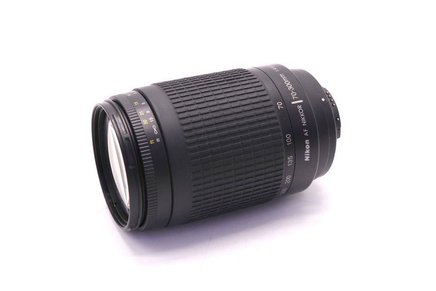 Nikon 70-300mm f/4-5.6G AF Nikkor (черный)