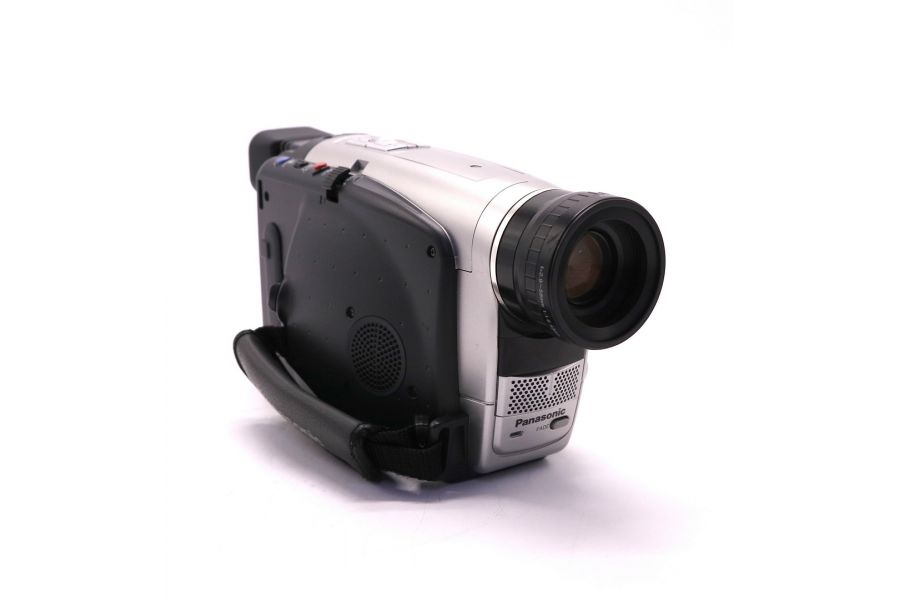 Видеокамера Panasonic NV-VZ1EN (Japan, 2001)