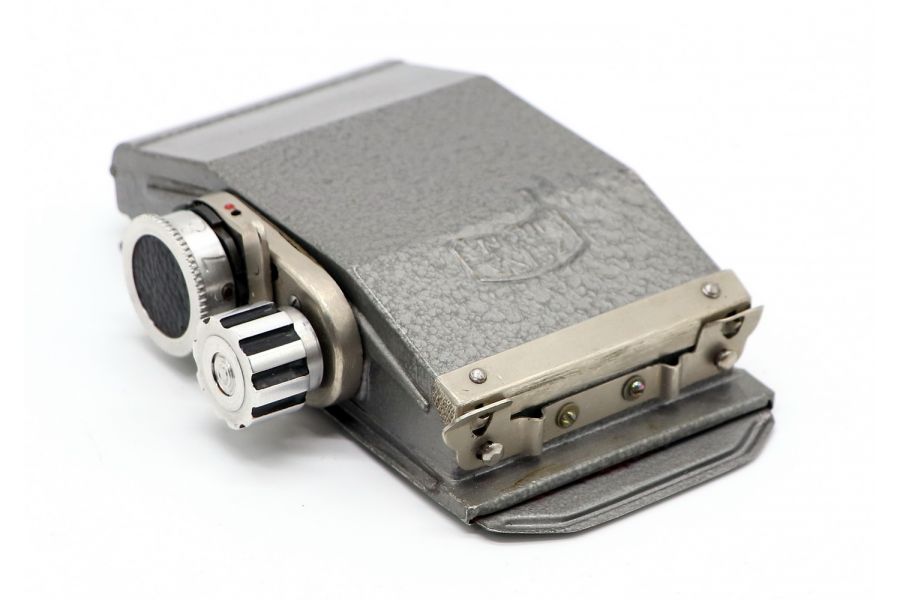 Задник Carl Zeiss