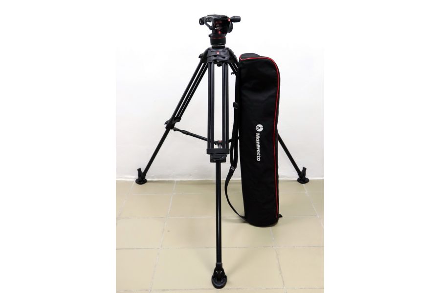 Штатив Manfrotto 546B + голова Manfrotto MVHN8AH
