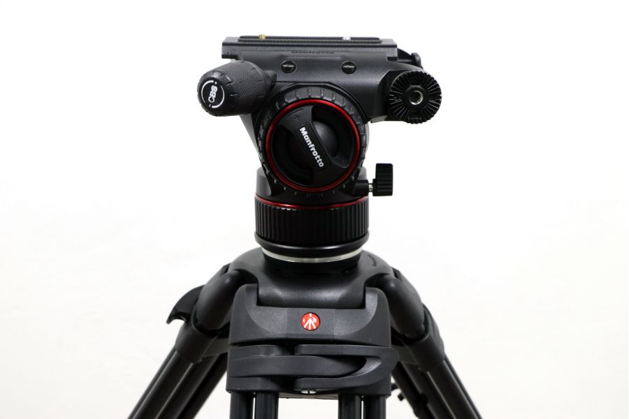 Штатив Manfrotto 546B + голова Manfrotto MVHN8AH