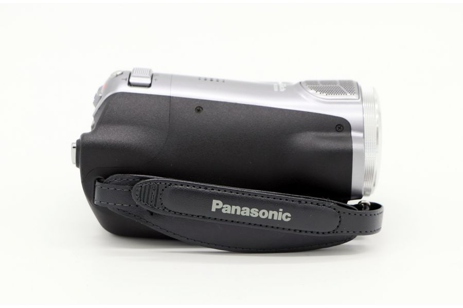 Видеокамера Panasonic HDC-SD9EE-S в упаковке