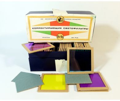 Светофильтры корректирующие 7,5х7,5